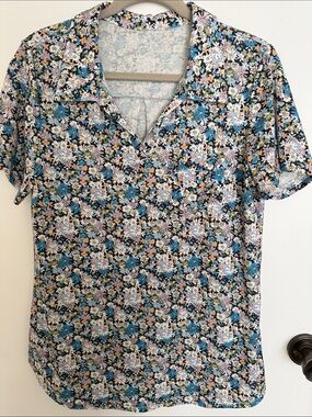 NWOT Women’s Floral Polo Short Sleeve Top in Teal and Black